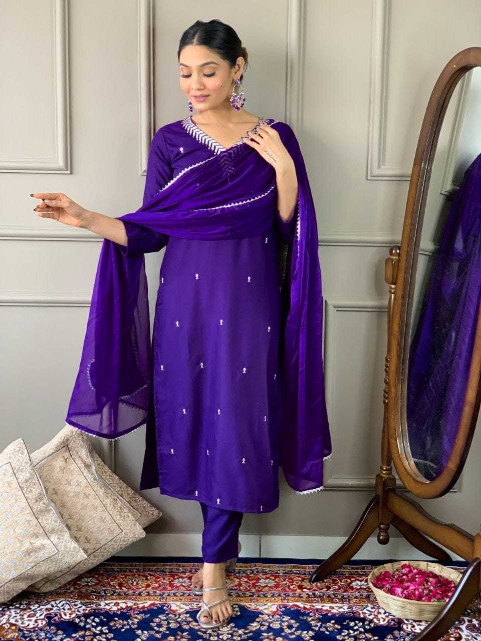Ynf Rayon RIN222 SI-174 Kurti Wholesale Rayon Kurtis Embroidered Kurtis Kurti With Pants Manufacturer