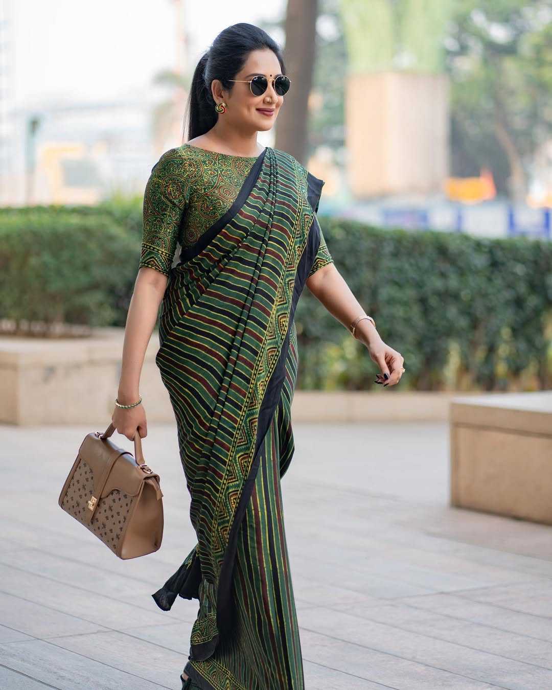 Ynf Silk RIN207 2224 Sarees Wholesale Designer Sarees Traditional Sarees Silk Sarees Manufacturer