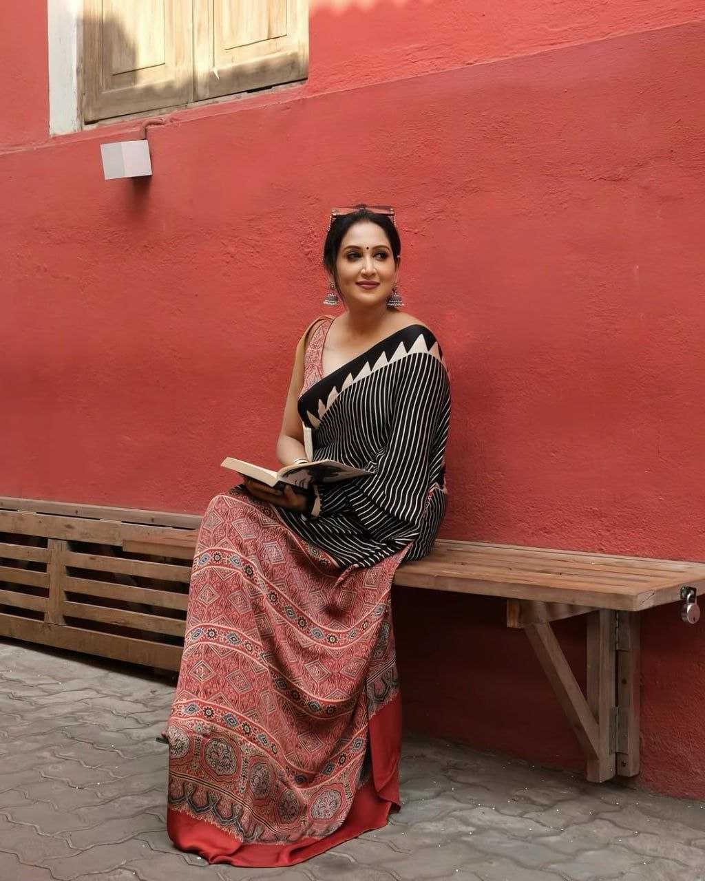 Ynf Silk RIN207 2225 Sarees Wedding Collections Festive Collections Wholesale Printed Sarees Silk Sarees Sarees With Blouse Manufacturer
