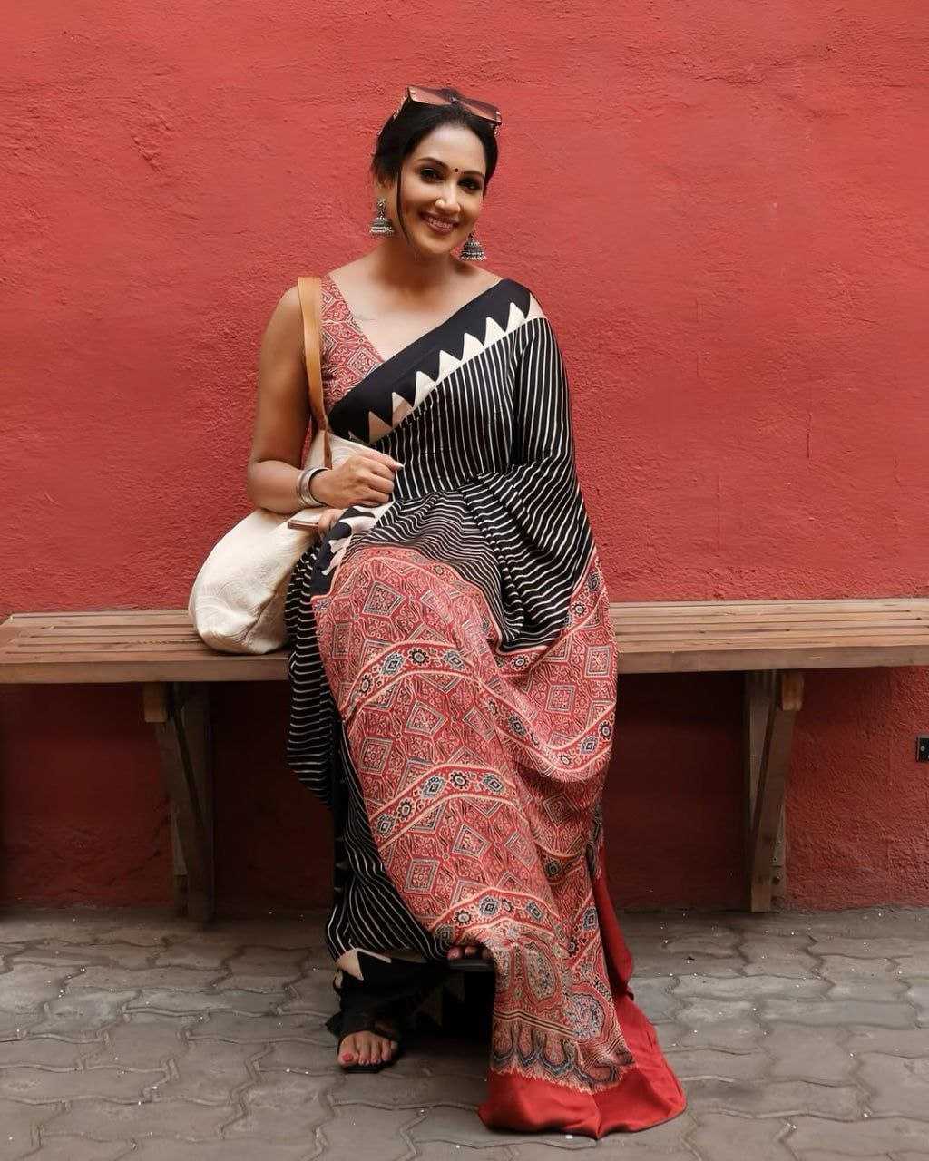 Ynf Silk RIN207 2225 Sarees Wedding Collections Festive Collections Wholesale Printed Sarees Silk Sarees Sarees With Blouse Manufacturer