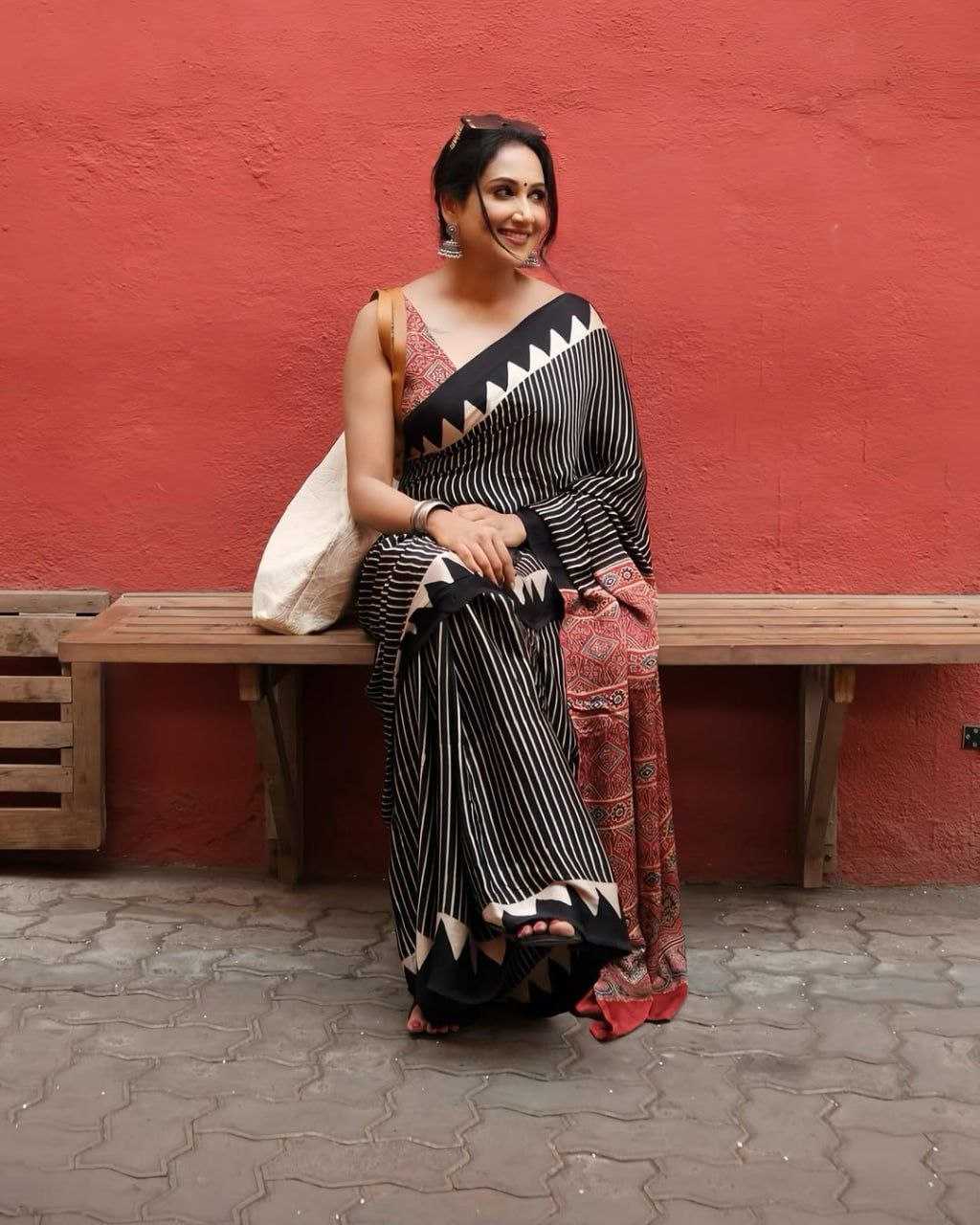 Ynf Silk RIN207 2225 Sarees Wedding Collections Festive Collections Wholesale Printed Sarees Silk Sarees Sarees With Blouse Manufacturer