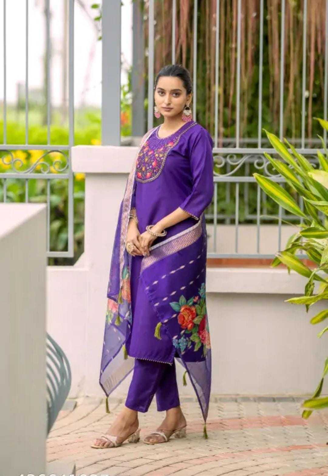 Ynf Soft Cotton RIN222 SI-143 Kurti Wholesale Printed Kurtis Cotton Kurtis Embroidered Kurtis Manufacturer