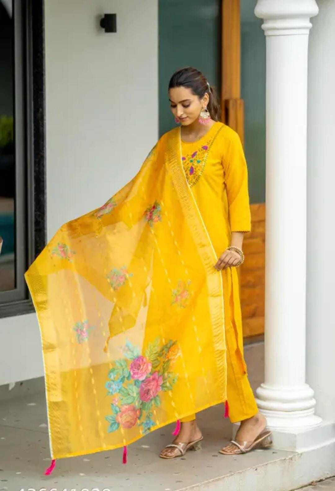Ynf Soft Cotton RIN222 SI-143 Kurti Wholesale Printed Kurtis Cotton Kurtis Embroidered Kurtis Manufacturer