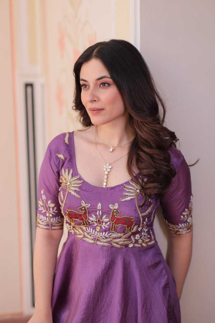 Ynf Soft Gold Crush KESH489 1176 Gowns Wedding Collections Festive Collections Wholesale Embroidery Gowns Party Wear Gowns Designer Gowns Manufacturer