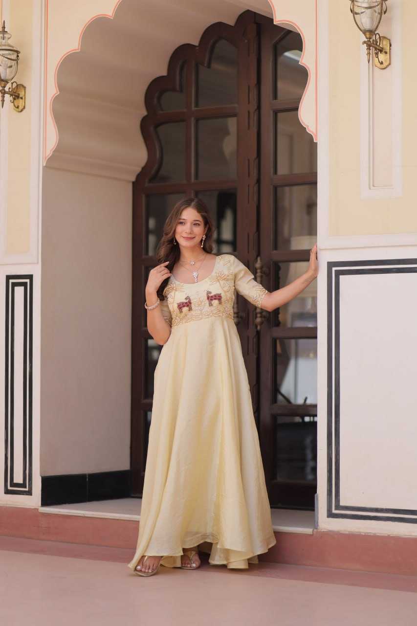 Ynf Soft Gold Crush KESH489 1176 Gowns Wedding Collections Festive Collections Wholesale Embroidery Gowns Party Wear Gowns Designer Gowns Manufacturer