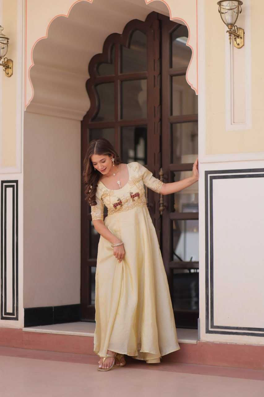Ynf Soft Gold Crush KESH489 1176 Gowns Wedding Collections Festive Collections Wholesale Embroidery Gowns Party Wear Gowns Designer Gowns Manufacturer