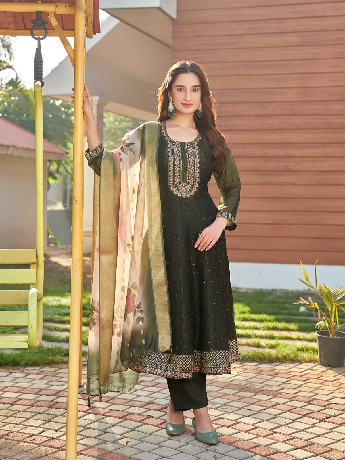 Ynf Soft Gold Crush RIN190 AANCHI URFI Setwise Collections Wholesale Dresses & Suits Catalogs Manufacturer