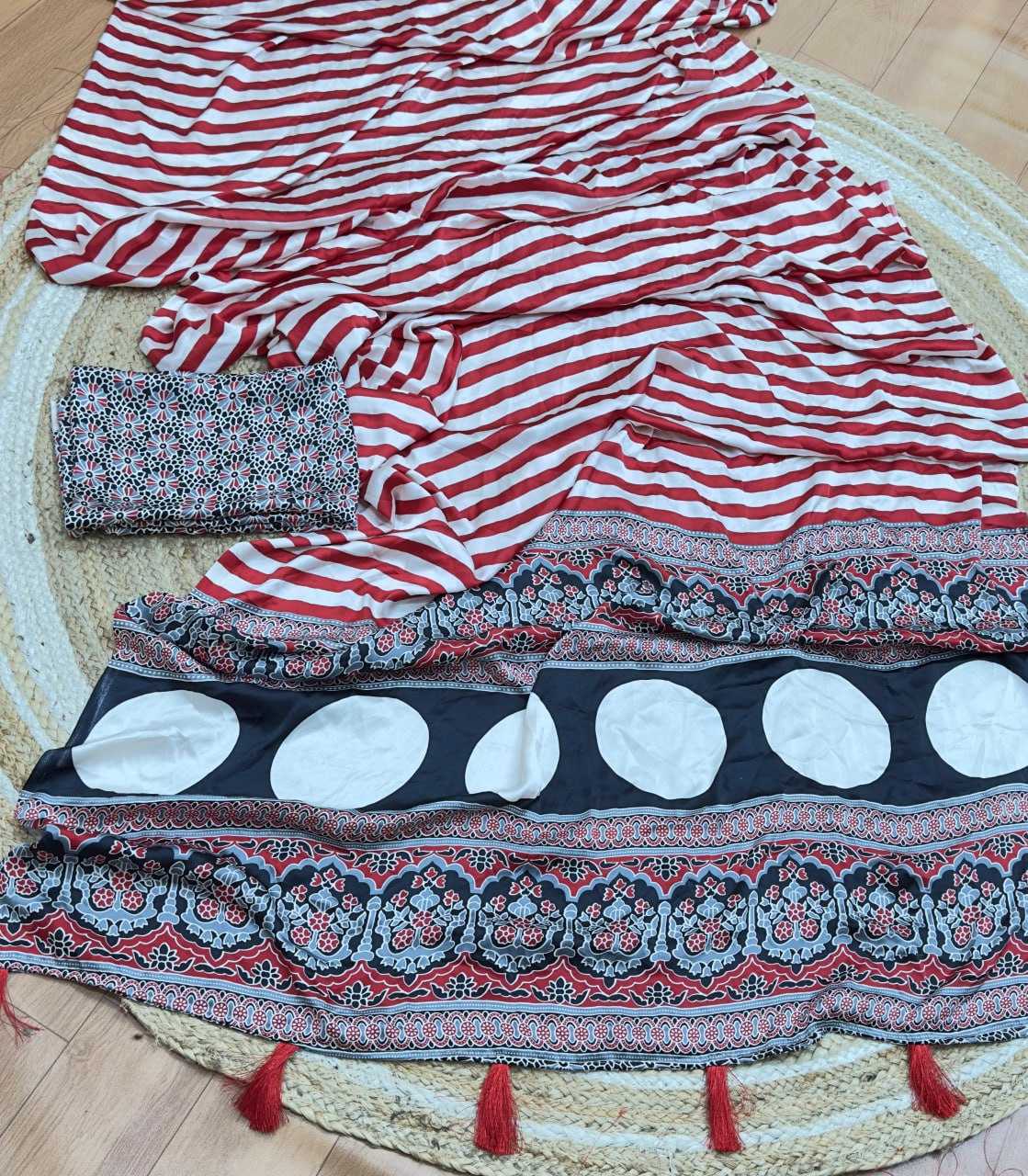 Ynf Soft Patola Silk RIN218 White Zibra Sarees Wholesale Party Wear Sarees Printed Sarees Ladies Sarees Manufacturer
