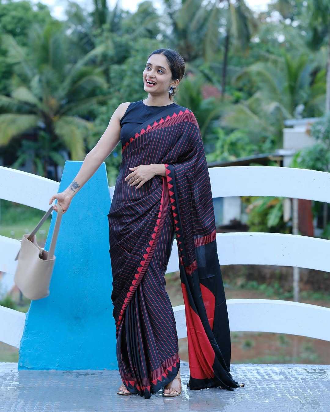 Ynf Soft Silk KESH437 both side Silk Sarees Wedding Collections Festive Collections Wholesale Printed Silk Saree Designer Silk Sarees Silk Sarees For Weddings Manufacturer