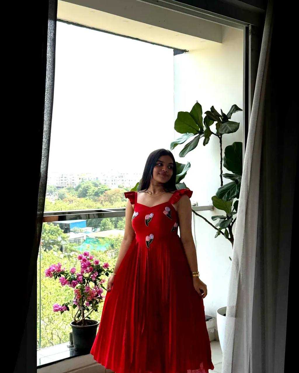 Ynf Vichitra Silk KESH485 78 Gowns Wholesale Designer Gowns Indo-Western Gowns Silk Gowns Manufacturer