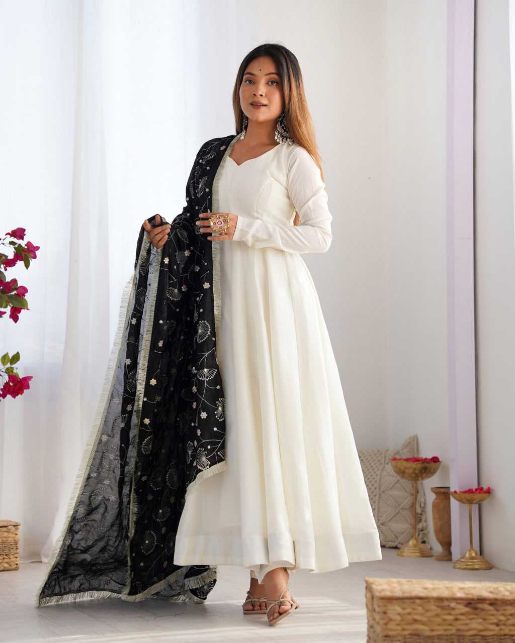 Ynf Vichitra Silk KESH504 45 Gowns Wedding Collections Festive Collections Wholesale Anarkali Gown Silk Gowns White Gown Manufacturer