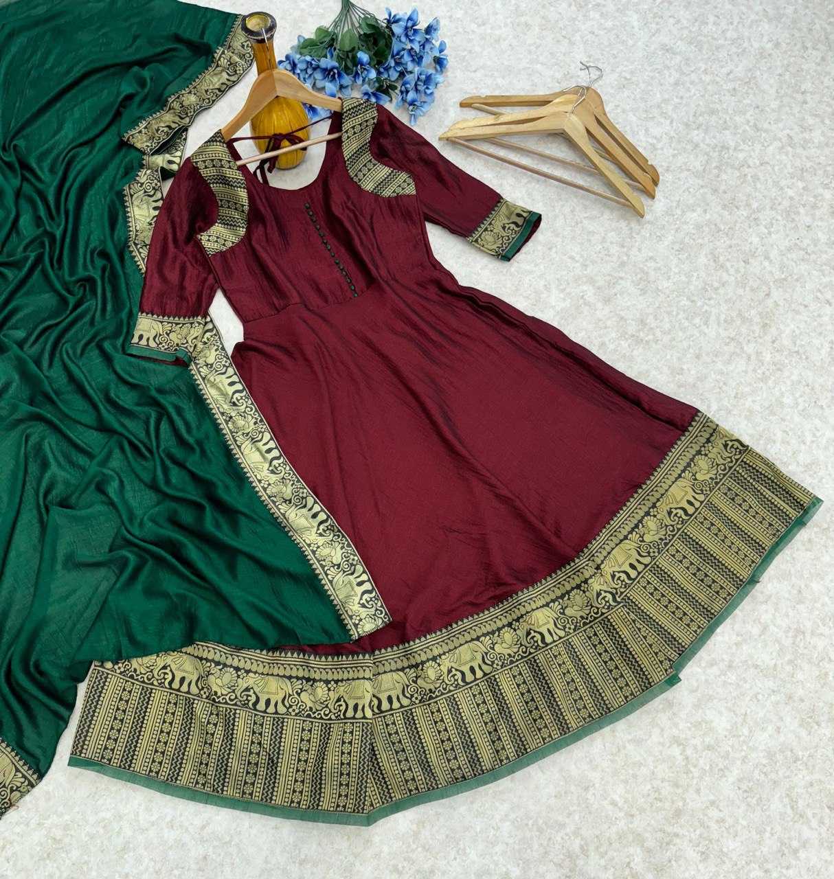 Ynf Vichitra Silk KESH510 1113 Gowns Plus Size Collections Wholesale Fancy Gowns Manufacturer