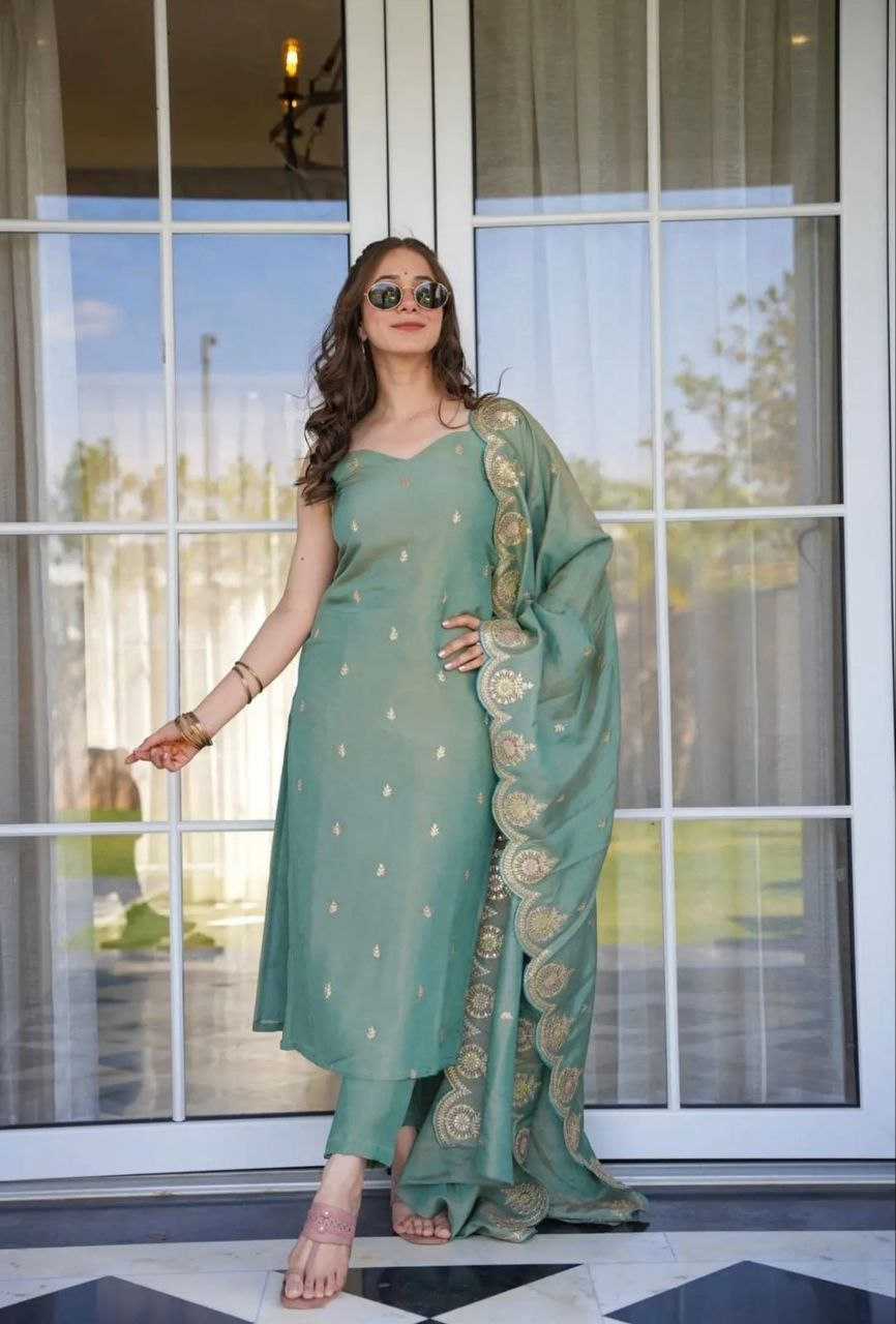 Ynf Viscose Chanderi RIN197 4725 Suits & Dresses Wholesale Embroidery Suits Bridal Suits Designer Suits Manufacturer