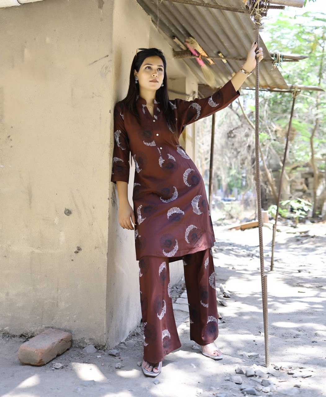 Ynf Viscose Rayon KESH507 124 Kurti Wholesale Festive Kurtis Party Wear Kurtis Designer Kurtis Manufacturer