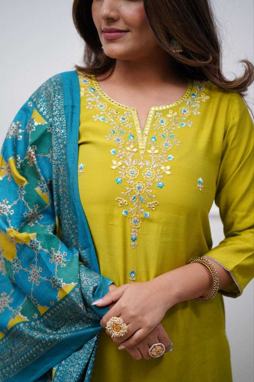 Ynf Viscose RIN222 SI-230 Kurti Wholesale Casual Kurtis Designer Kurtis Embroidered Kurtis Manufacturer