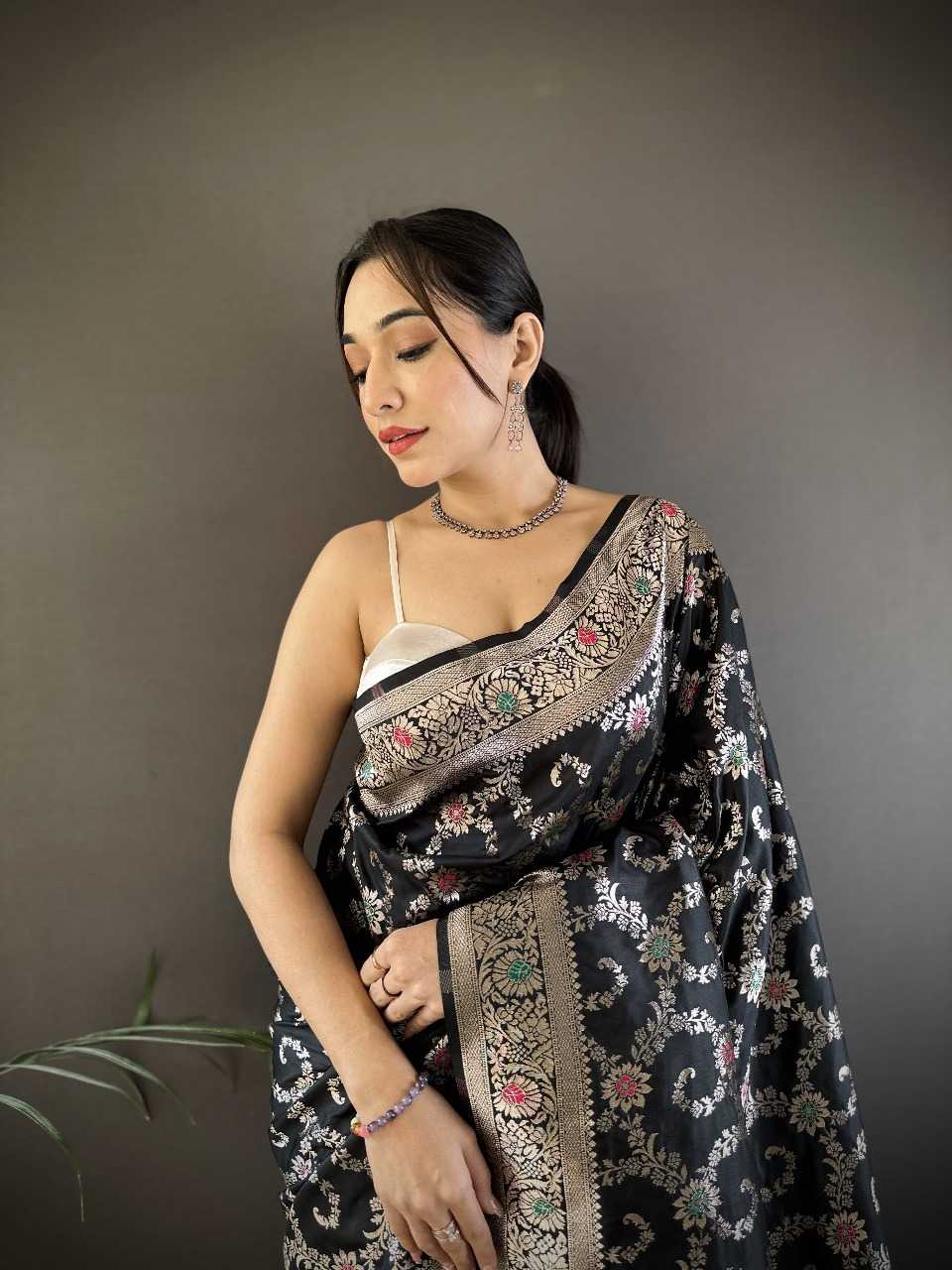 Ynf Banana Silk RIN197 3072 Silk Sarees Wholesale Party Wear Silk Sarees Designer Silk Sarees Fancy Silk Sarees Manufacturer