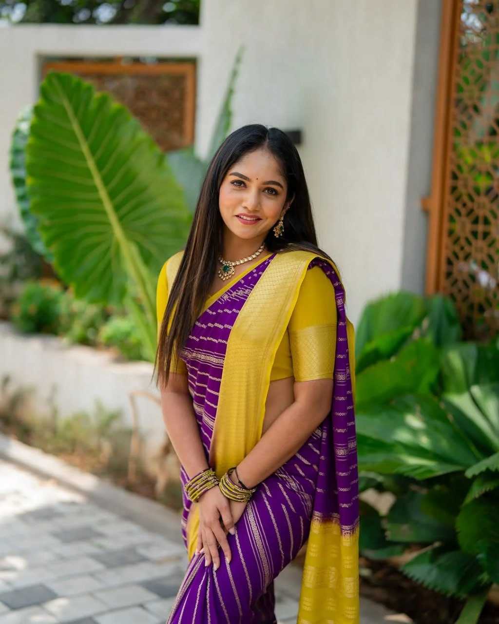 Ynf Banarasi Soft Silk KESH101 45215 Silk Sarees Wedding Collections Festive Collections Wholesale Banarasi Silk Sarees Traditional Silk Sarees Silk Sarees With Blouse Manufacturer