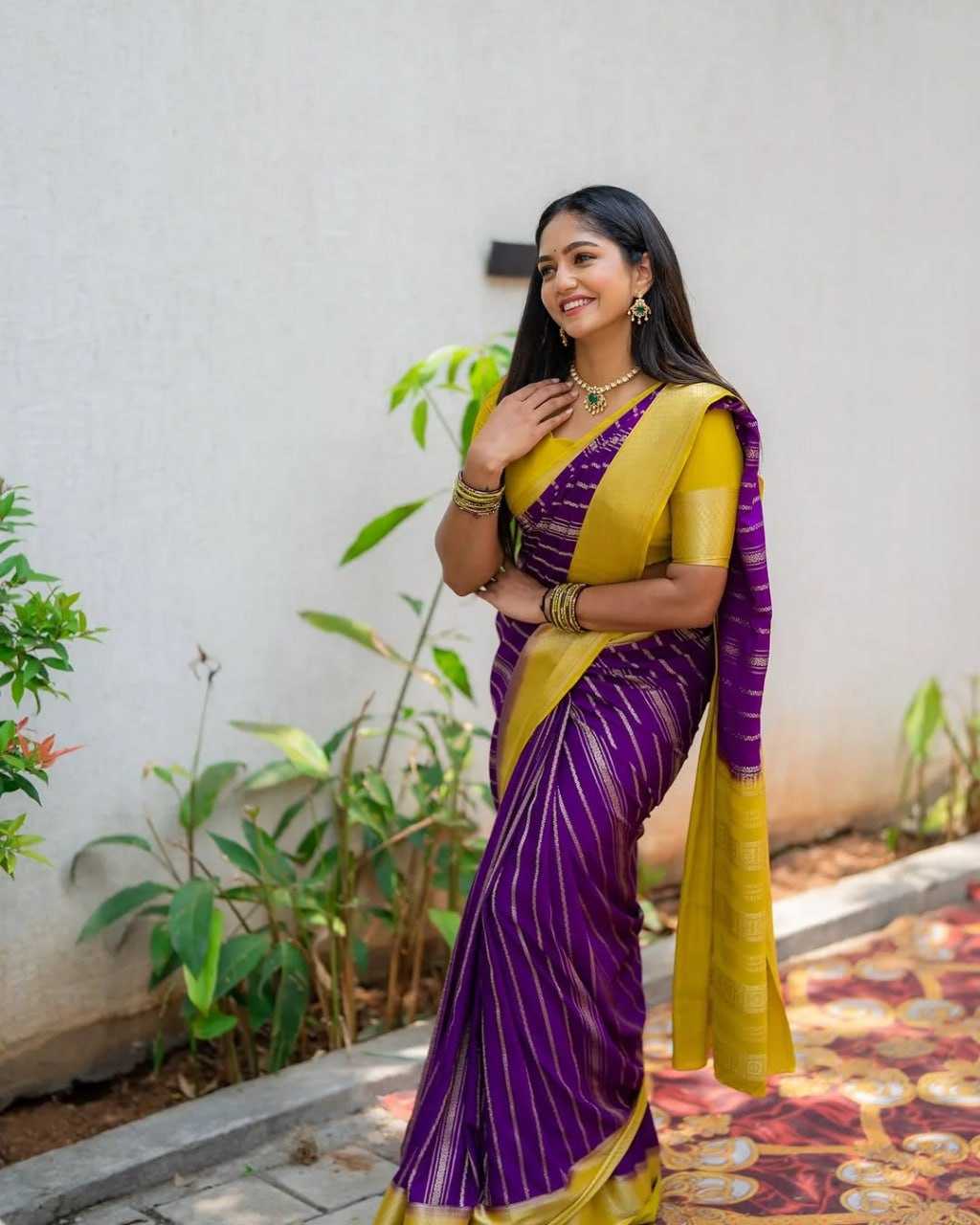 Ynf Banarasi Soft Silk KESH101 45215 Silk Sarees Wedding Collections Festive Collections Wholesale Banarasi Silk Sarees Traditional Silk Sarees Silk Sarees With Blouse Manufacturer