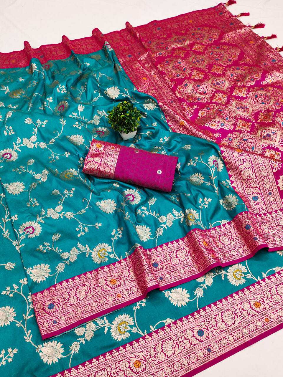 Ynf Banarasi Soft Silk RIN150 Banarasi-3 Sarees Silk Sarees Festive Collections Wholesale Banarasi Silk Sarees Traditional Silk Sarees Silk Sarees With Blouse Manufacturer