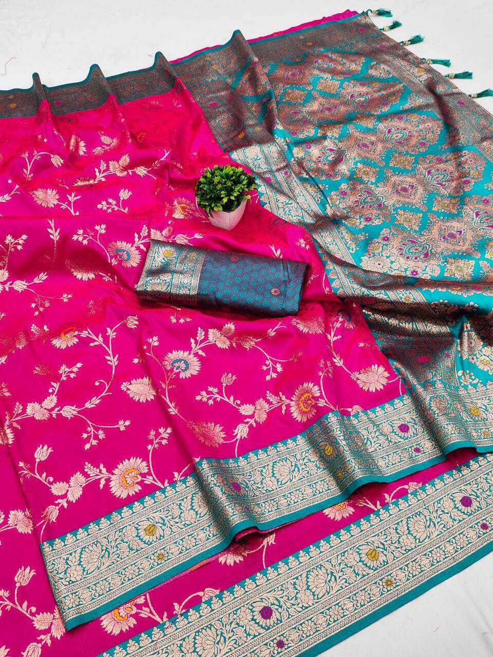 Ynf Banarasi Soft Silk RIN150 Banarasi-3 Sarees Silk Sarees Festive Collections Wholesale Banarasi Silk Sarees Traditional Silk Sarees Silk Sarees With Blouse Manufacturer