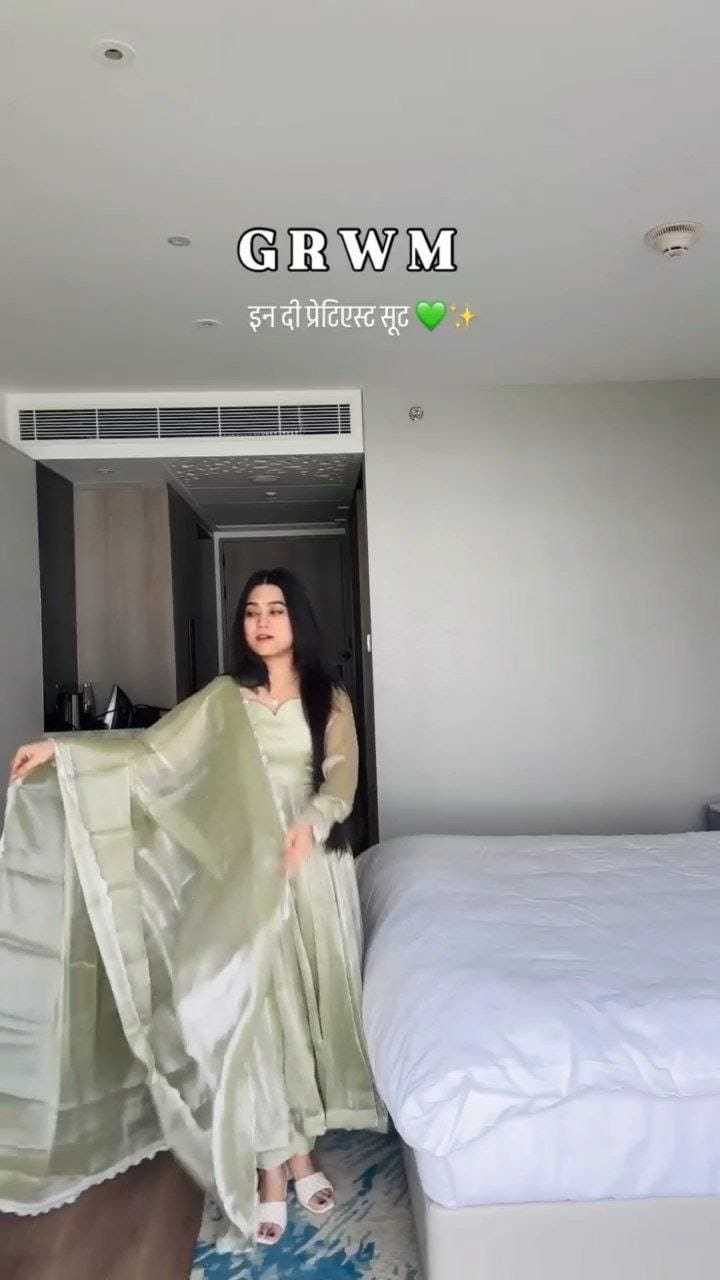 Ynf Burberry Silk RIN157 2126 Gowns Festive Collections Plus Size Collections Wholesale Designer Gowns Silk Gowns Onam Collections Manufacturer