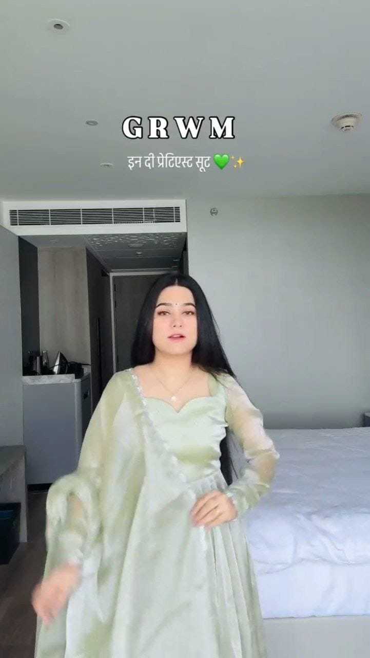 Ynf Burberry Silk RIN157 2126 Gowns Festive Collections Plus Size Collections Wholesale Designer Gowns Silk Gowns Onam Collections Manufacturer