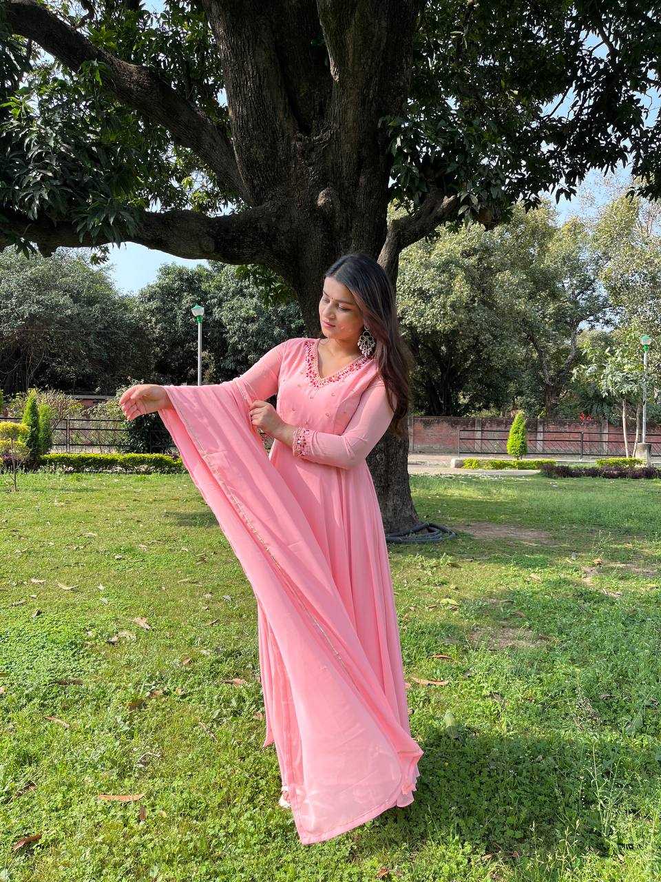 Ynf Chanderi Silk Gowns Wholesale Fancy Gowns Embroidery Gowns Silk Gowns Manufacturer