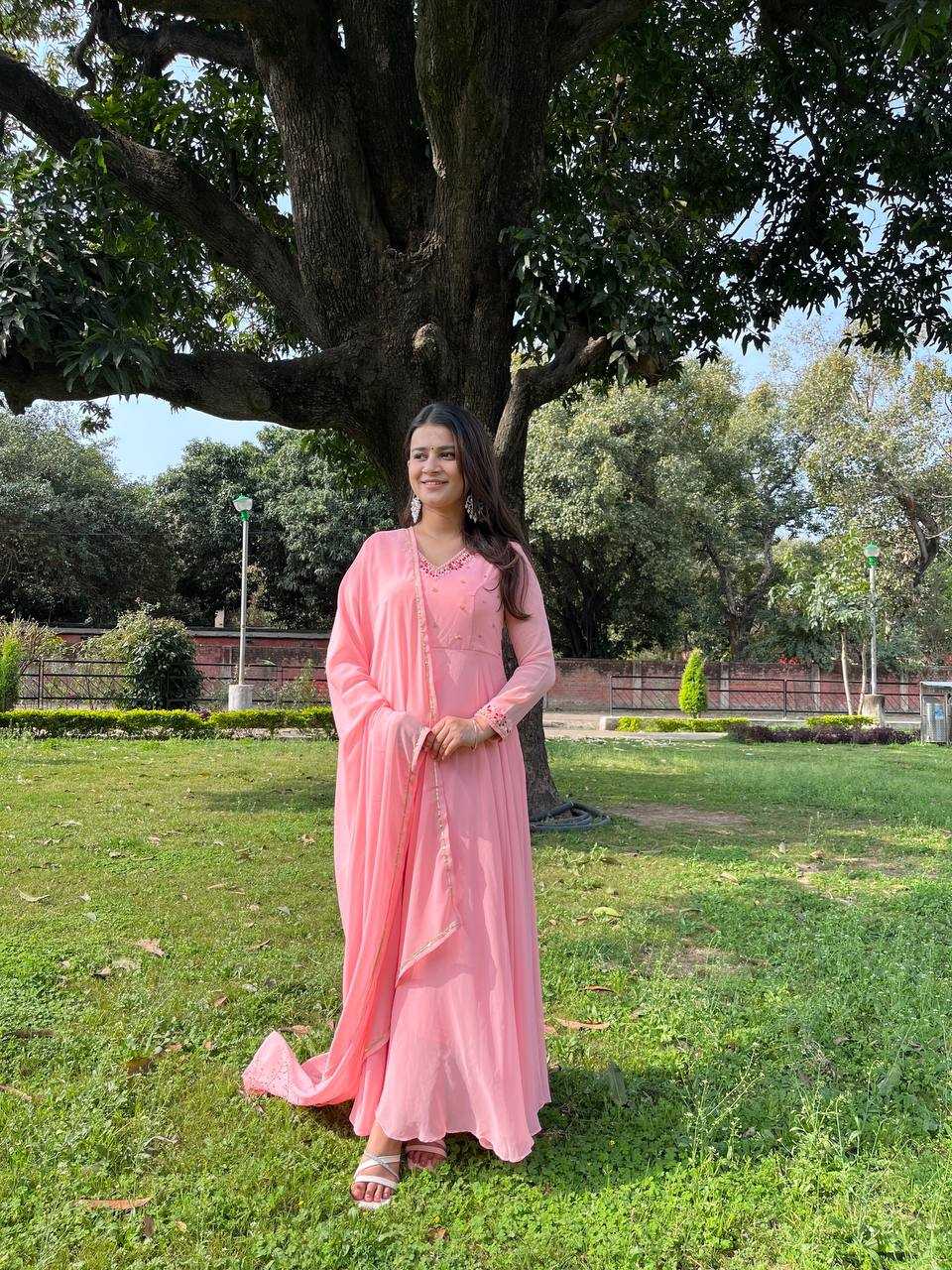 Ynf Chanderi Silk Gowns Wholesale Fancy Gowns Embroidery Gowns Silk Gowns Manufacturer