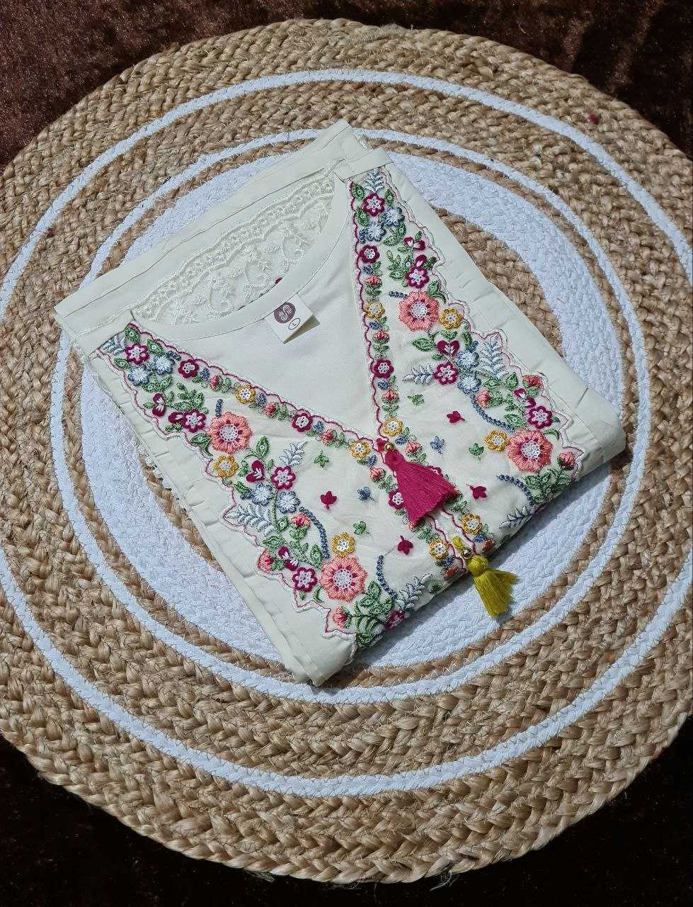 Ynf Chanderi Silk KESH523 04 Suits & Dresses Wholesale Embroidery Suits Chanderi Suit White Salwar Suit Manufacturer