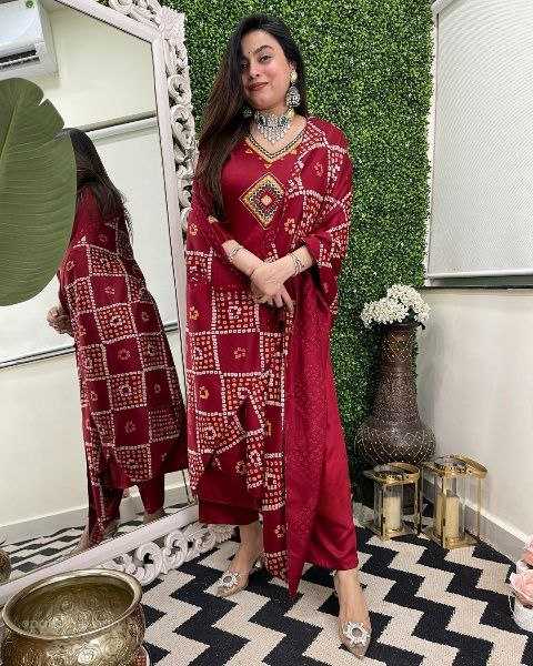 Ynf Chanderi Silk KESH536 8006 Suits & Dresses Wholesale Embroidery Suits Party wear suits Chanderi Suit Manufacturer