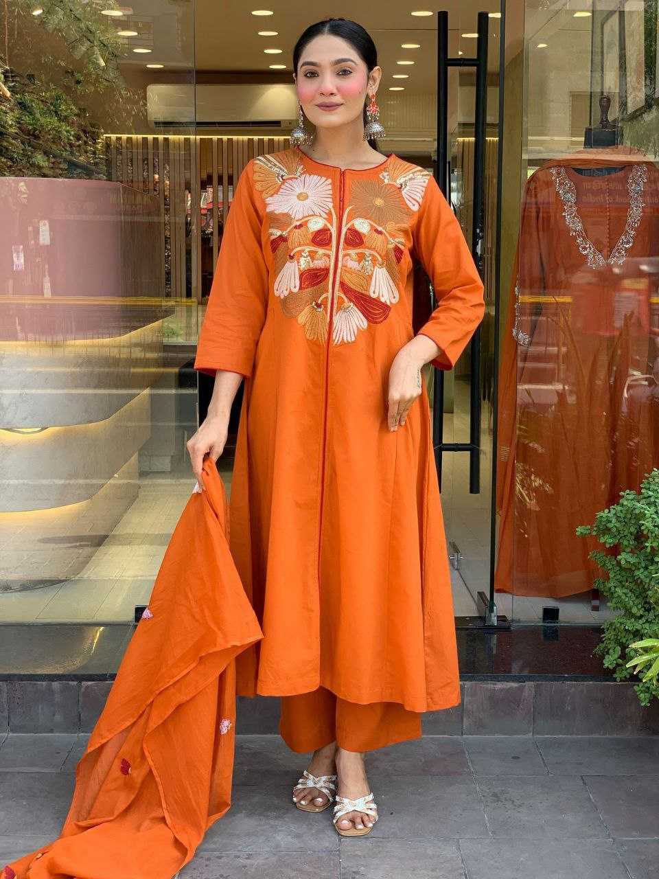 Ynf Chanderi Silk RIN217 330 Suits & Dresses Wedding Collections Festive Collections Wholesale Chanderi Suit Embroidered Suits Wedding guest dresses Manufacturer