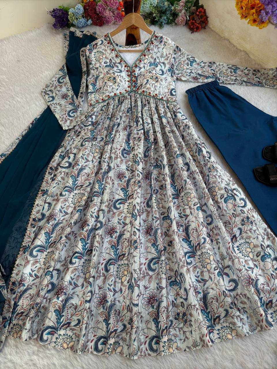 Ynf Chiffon KESH513 445 Suits & Dresses Wholesale Ladies Suits Alia Cut Suits Designer Suits Manufacturer