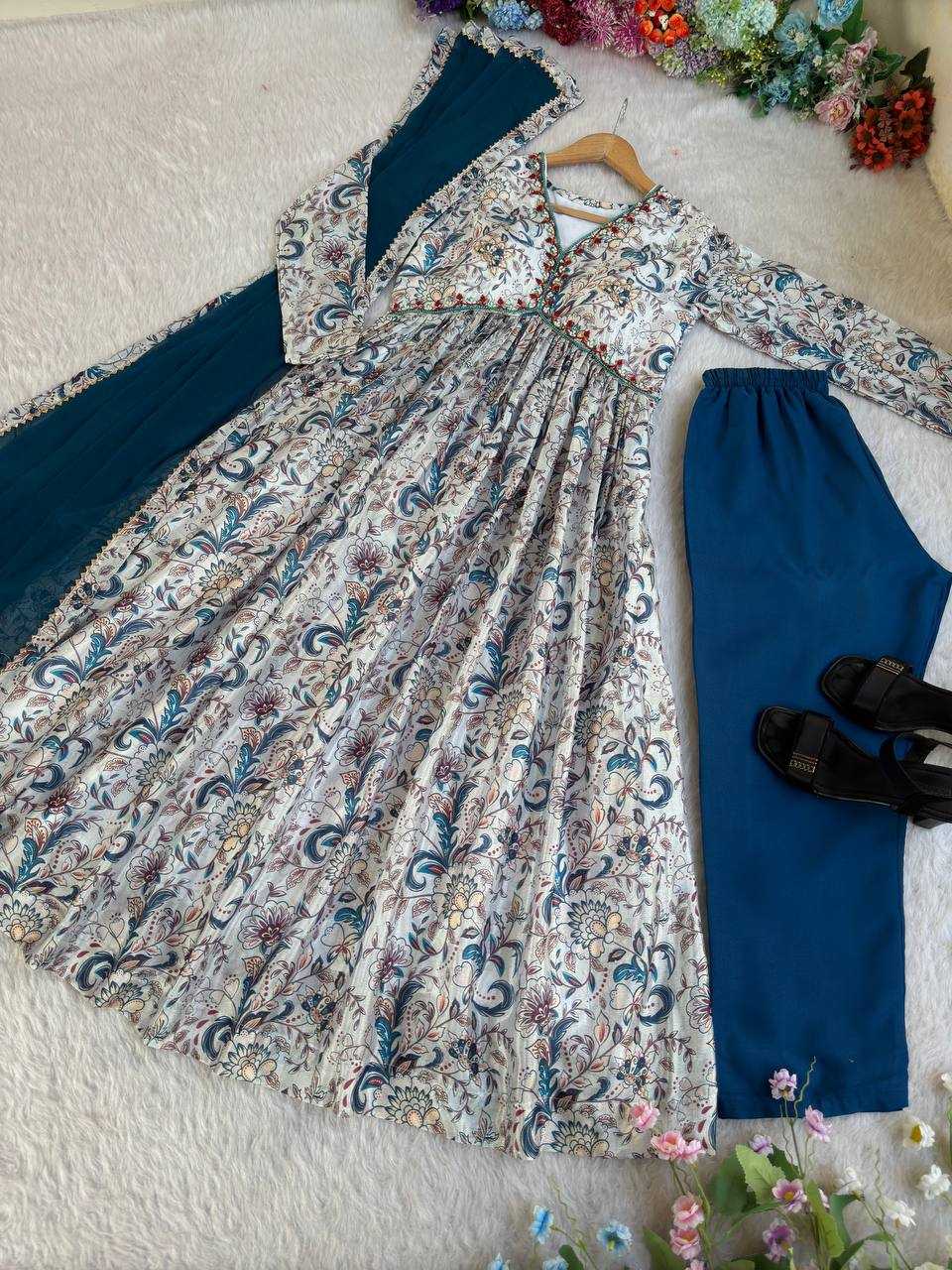 Ynf Chiffon KESH513 445 Suits & Dresses Wholesale Ladies Suits Alia Cut Suits Designer Suits Manufacturer