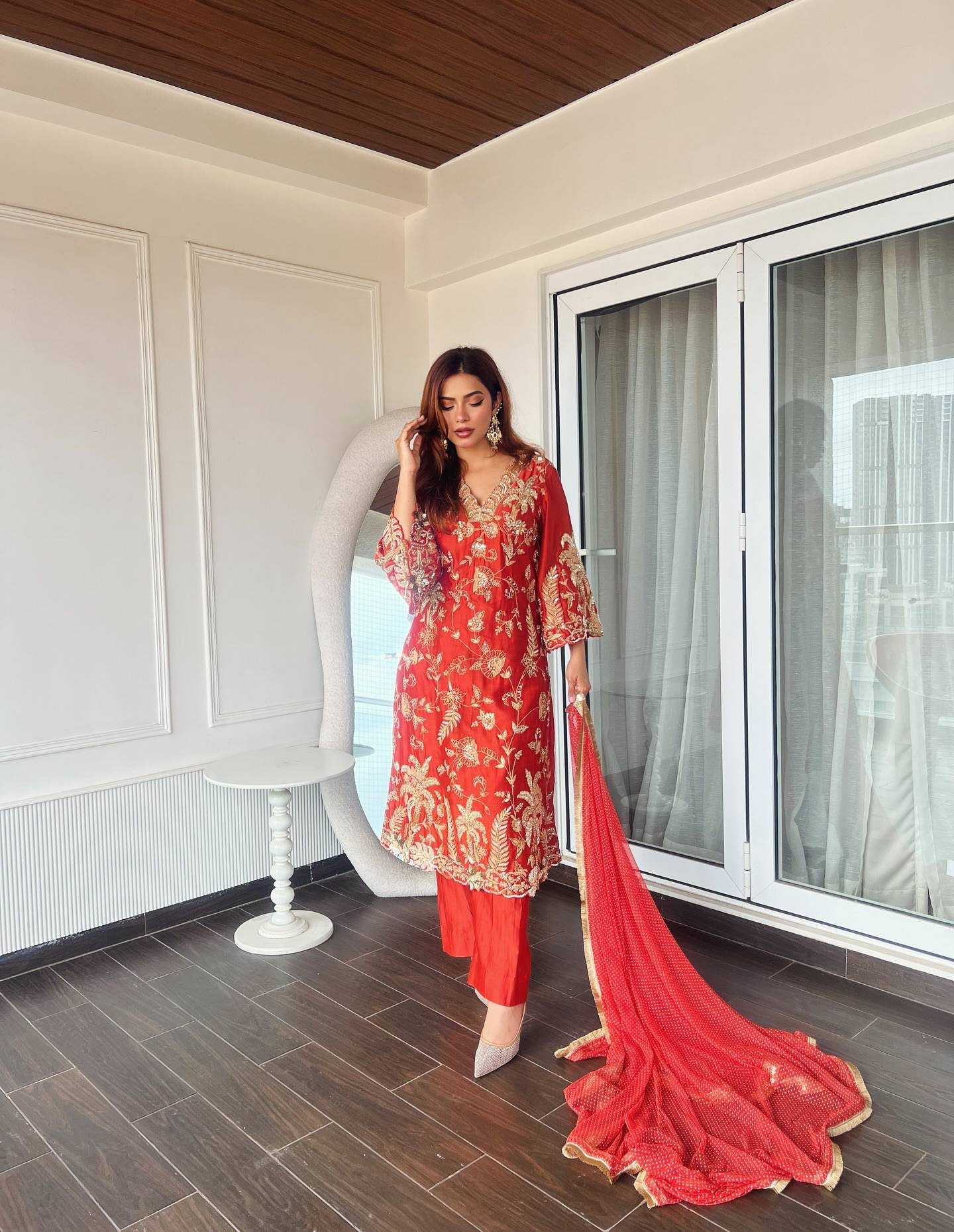 Ynf Chinon KESH492 1377 Suits & Dresses Wholesale Embroidery Suits Party wear suits Designer Suits Manufacturer