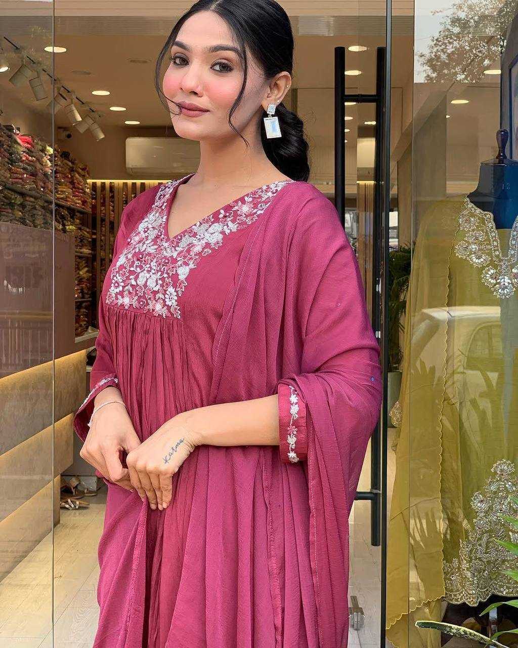 Ynf Chinon KESH501 EAGLE Kurti Wholesale Casual Kurtis Workwear Kurtis Festive Kurtis Anarkali Kurtis Embroidered Kurtis Manufacturer