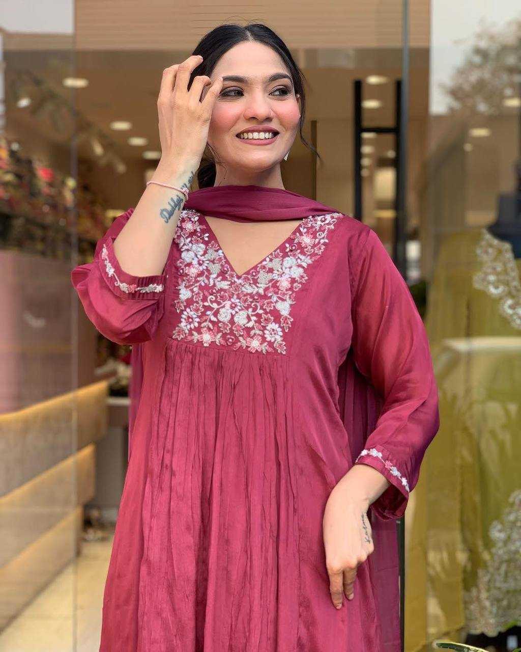 Ynf Chinon KESH501 EAGLE Kurti Wholesale Casual Kurtis Workwear Kurtis Festive Kurtis Anarkali Kurtis Embroidered Kurtis Manufacturer