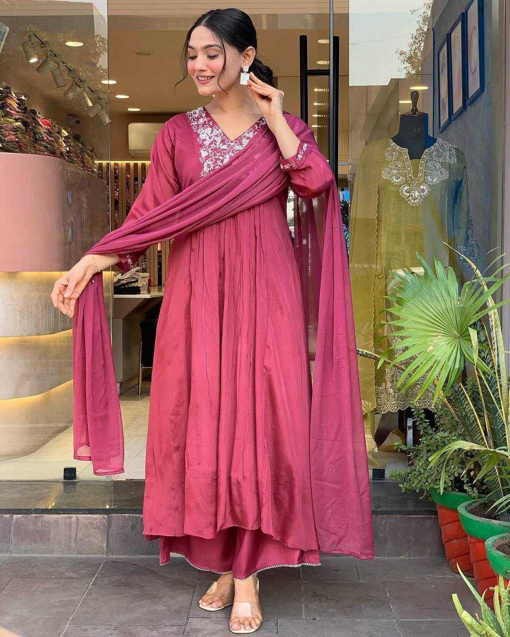 Ynf Chinon KESH501 EAGLE Kurti Wholesale Casual Kurtis Workwear Kurtis Festive Kurtis Anarkali Kurtis Embroidered Kurtis Manufacturer