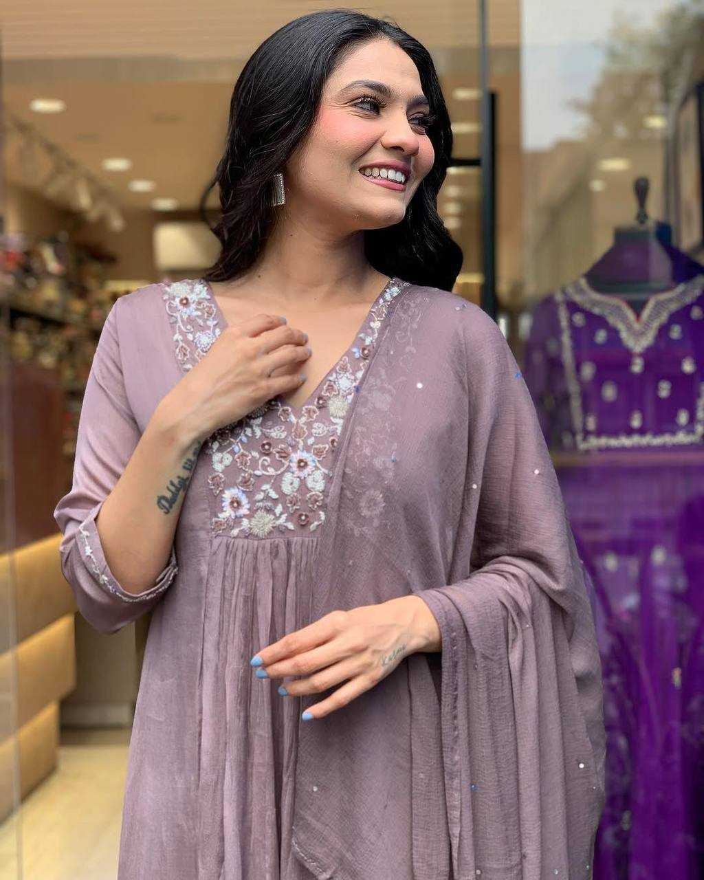 Ynf Chinon KESH501JILMIL Suits & Dresses Wholesale Ladies Suits Embroidery Suits Anarkali Suits Manufacturer