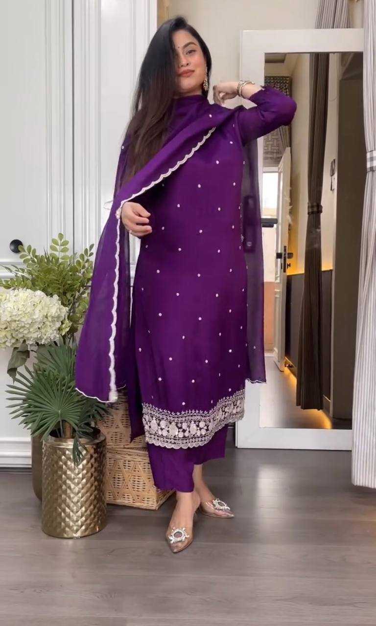 Ynf Chinon KESH526 98 Suits & Dresses Wedding Collections Festive Collections Wholesale Designer Suits Embroidered Suits Wedding Outfits Manufacturer