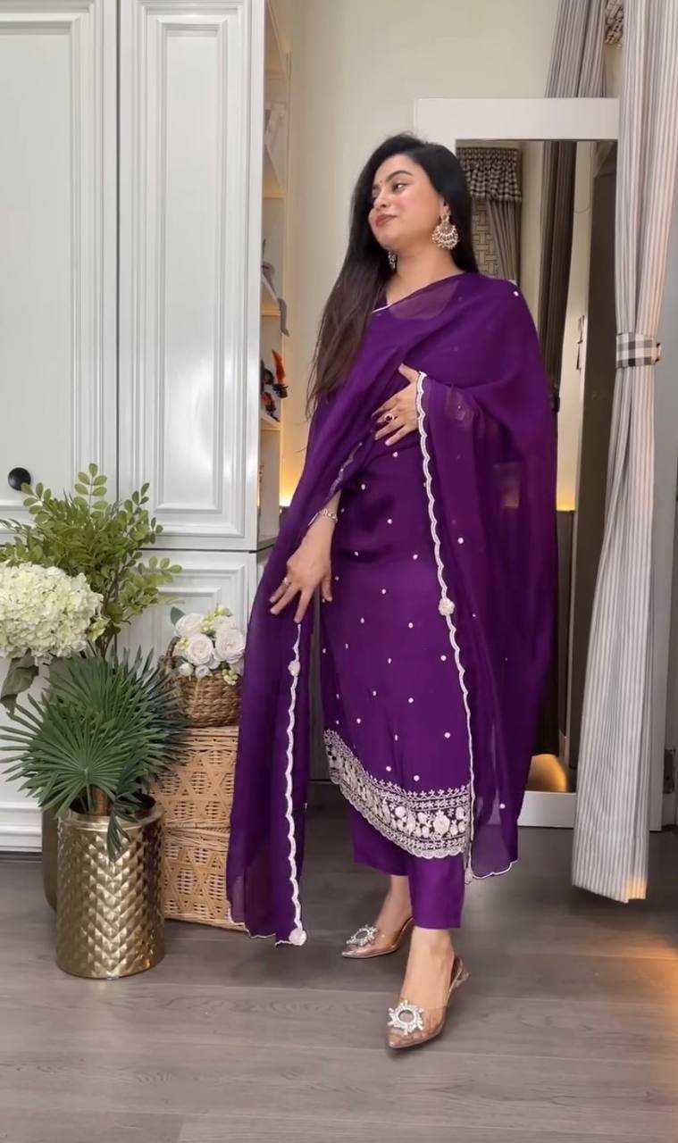 Ynf Chinon KESH526 98 Suits & Dresses Wedding Collections Festive Collections Wholesale Designer Suits Embroidered Suits Wedding Outfits Manufacturer