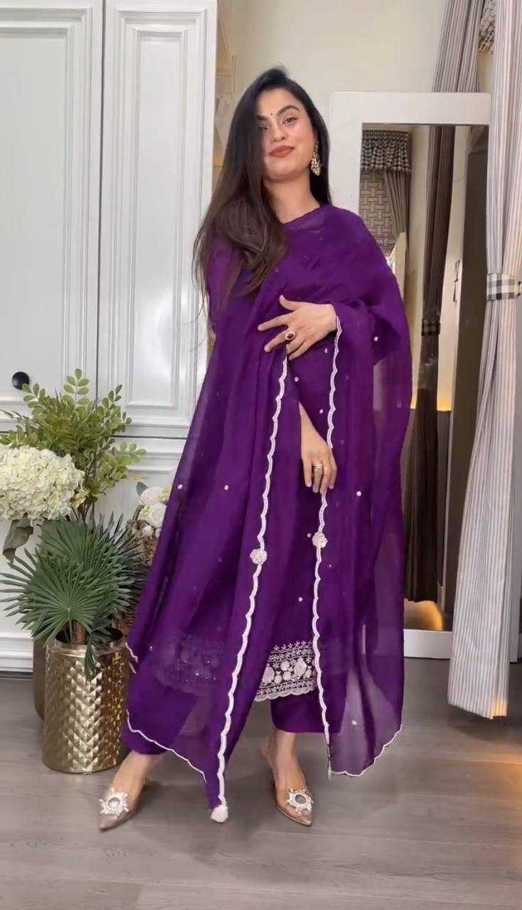 Ynf Chinon KESH526 98 Suits & Dresses Wedding Collections Festive Collections Wholesale Designer Suits Embroidered Suits Wedding Outfits Manufacturer