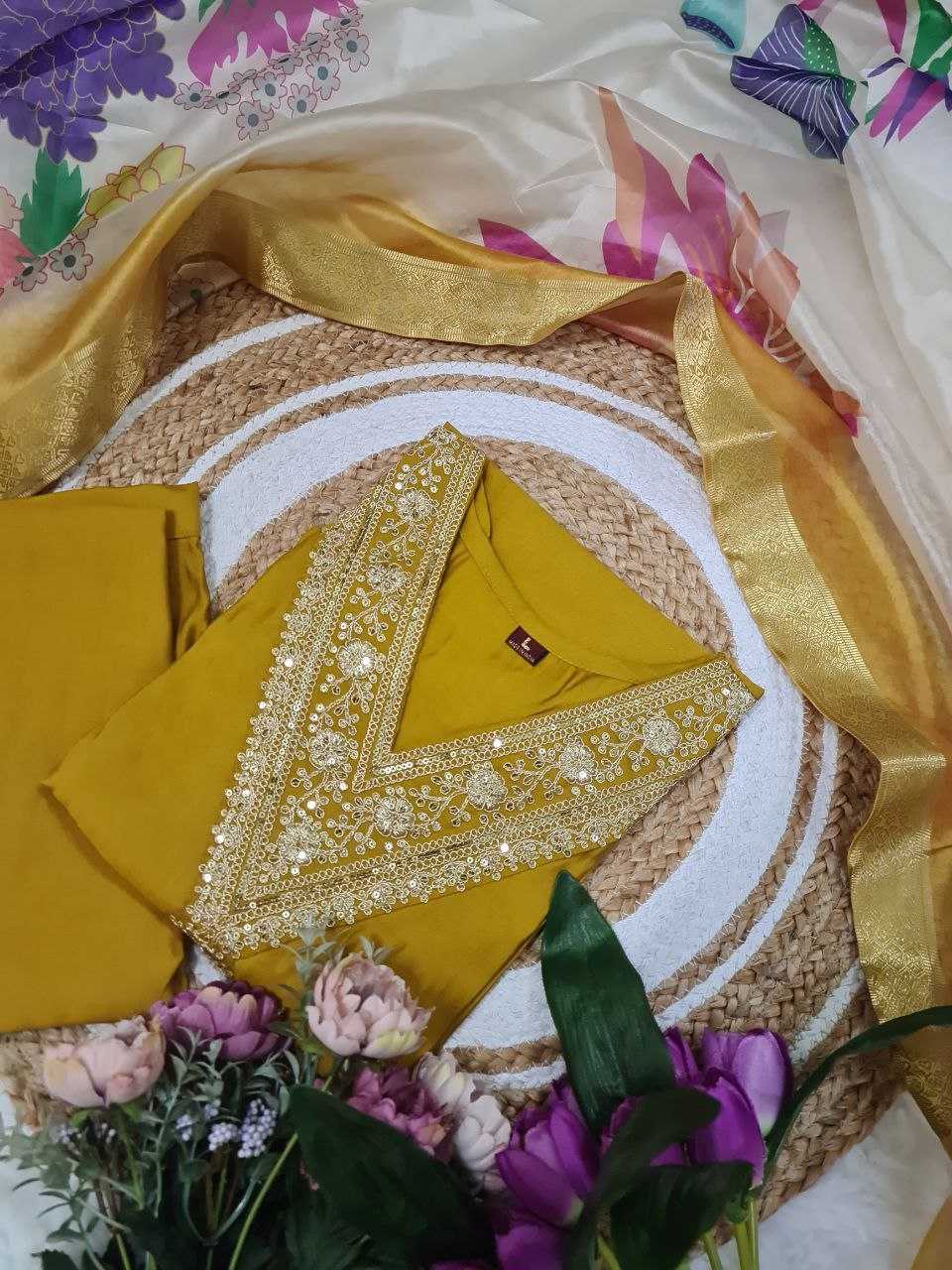 Ynf Chinon KESH529 AADHYA Suits & Dresses Wholesale Ladies Suits Embroidery Suits Party wear suits Manufacturer