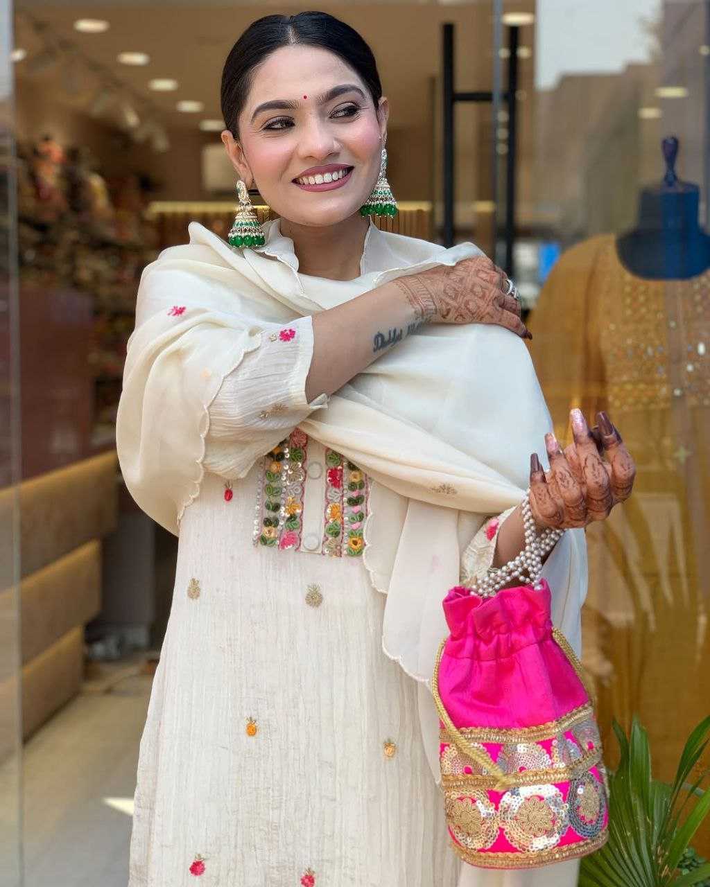 Ynf Chinon KESH529 NIYA Suits & Dresses Wedding Collections Festive Collections Wholesale Embroidery Suits Designer Suits Wedding guest dresses Manufacturer