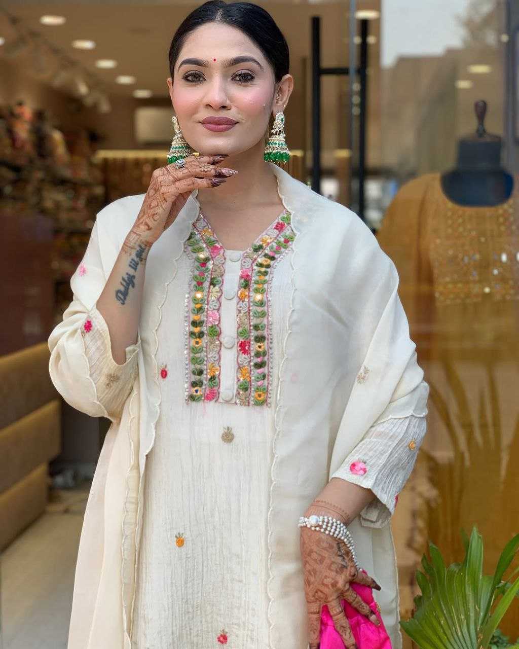 Ynf Chinon KESH529 NIYA Suits & Dresses Wedding Collections Festive Collections Wholesale Embroidery Suits Designer Suits Wedding guest dresses Manufacturer