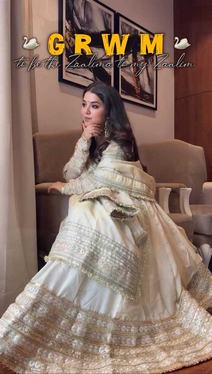 Ynf Chinon KESH533 5078 Gowns Wholesale Fancy Gowns Embroidery Gowns Anarkali Gown Long Gowns Sequin Gowns Manufacturer