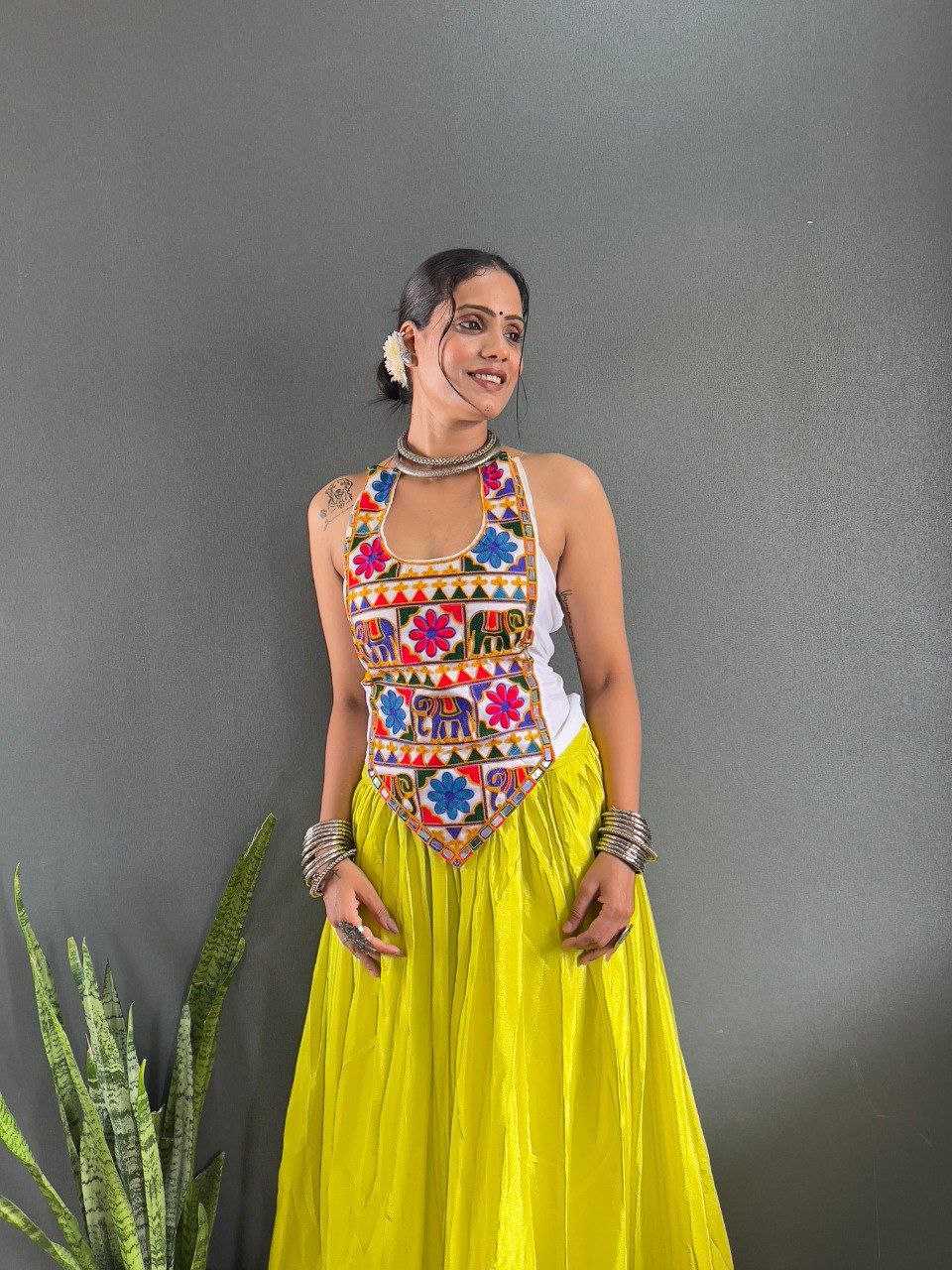 Ynf Chinon KESH554 N1 Lehengas Wholesale Designer Lehenga Traditional Lehenga Embroidered Lehenga Manufacturer