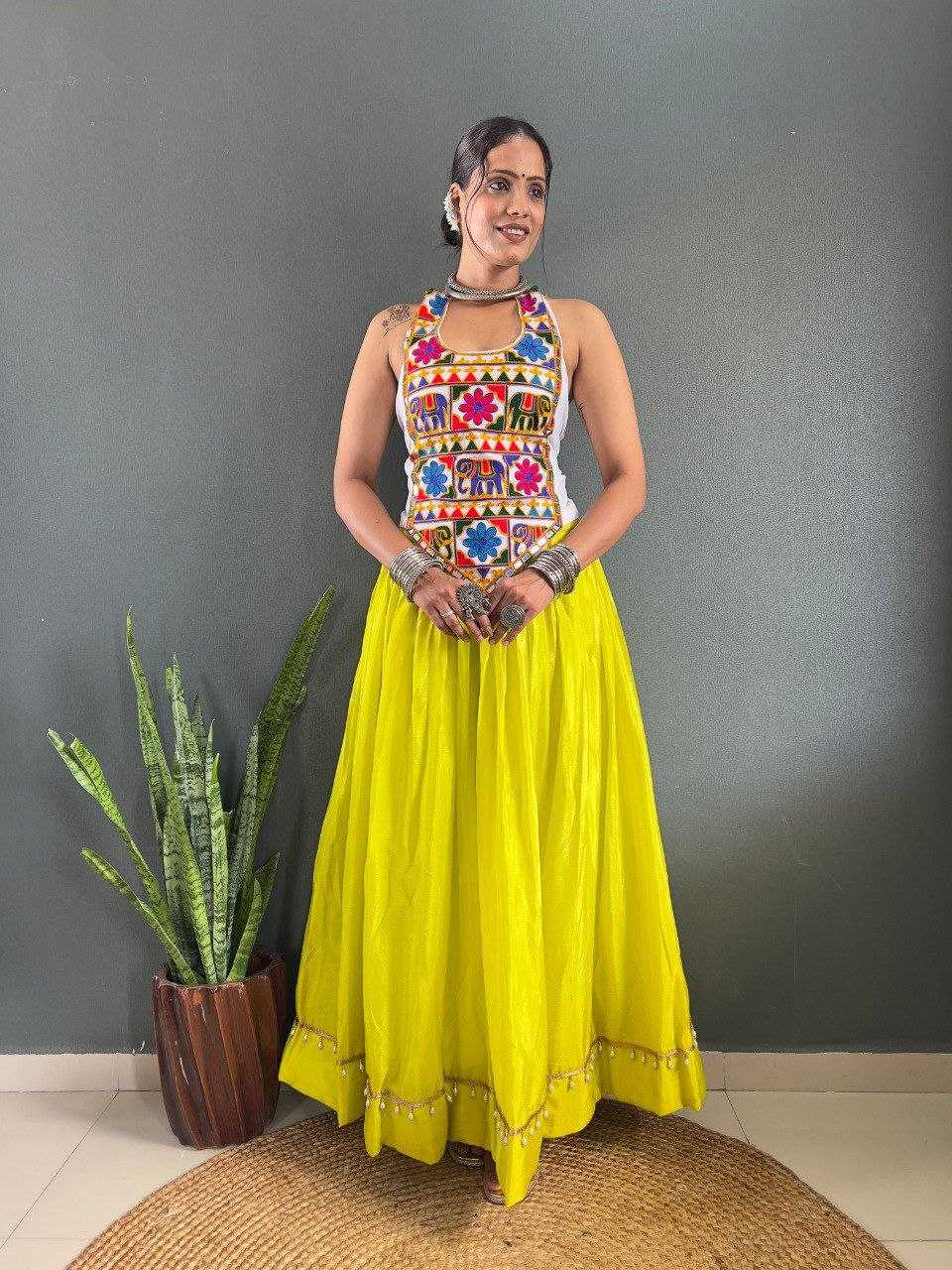 Ynf Chinon KESH554 N1 Lehengas Wholesale Designer Lehenga Traditional Lehenga Embroidered Lehenga Manufacturer