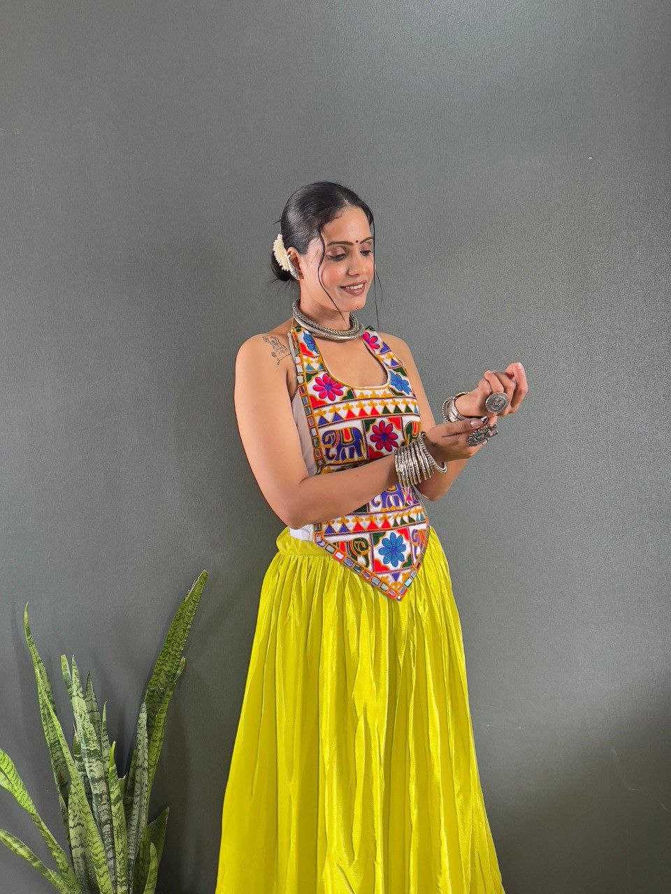 Ynf Chinon KESH554 N1 Lehengas Wholesale Designer Lehenga Traditional Lehenga Embroidered Lehenga Manufacturer