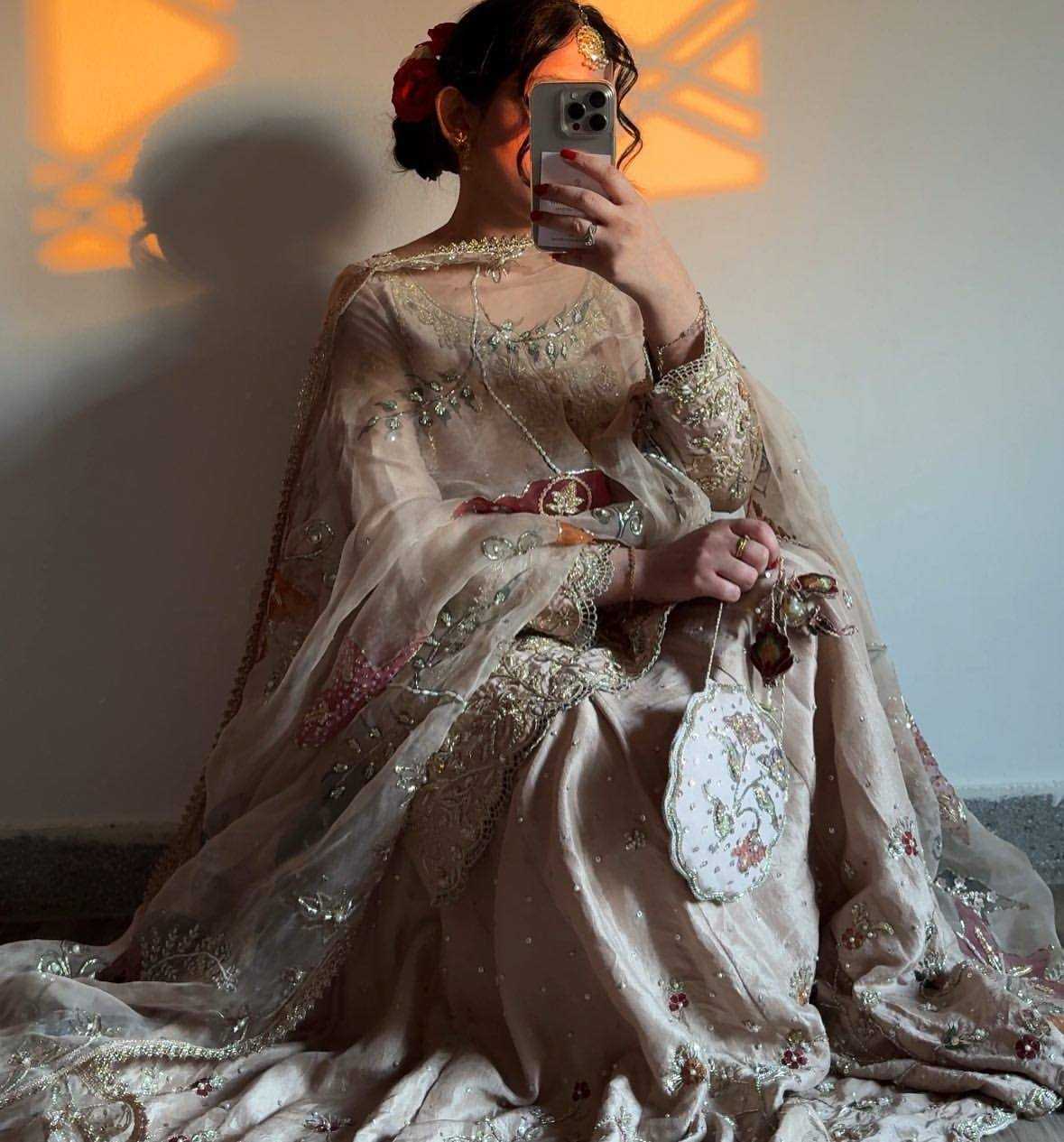 Ynf Chinon RIN141 1976 Lehengas Wholesale Embroidered Lehenga Manufacturer