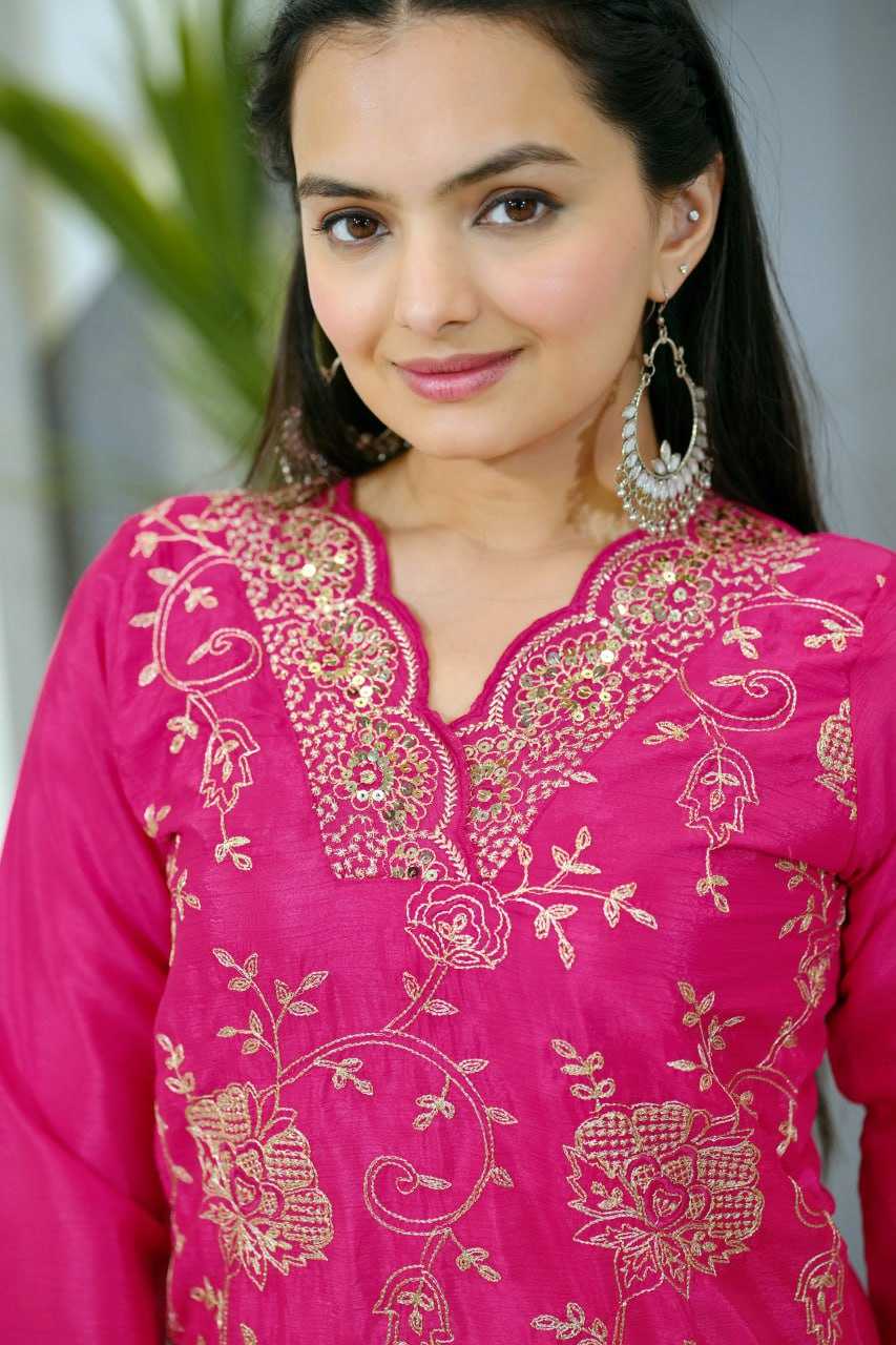 Ynf Chinon RIN232 37 Suits & Dresses Wedding Collections Festive Collections Wholesale Designer Suits Embroidered Suits Wedding Outfits Manufacturer
